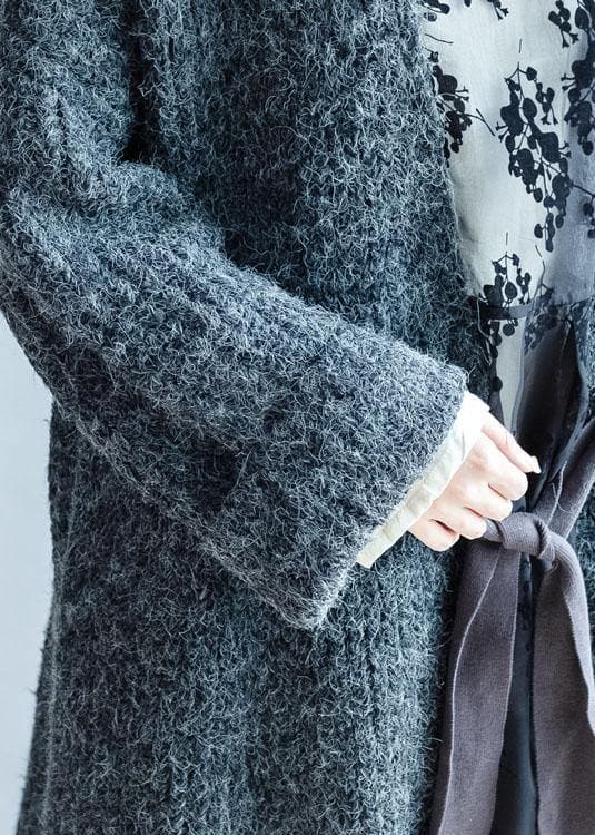 Tricot d'automne esthétique tendance grande taille gris foncé avec ceinture nouée