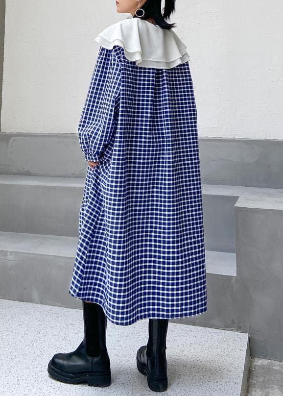 Wunderschönes Rüschenkleid aus Baumwolle mit Bindegürtel für den Herbst, Outfits mit blauem Karomuster, Übergröße