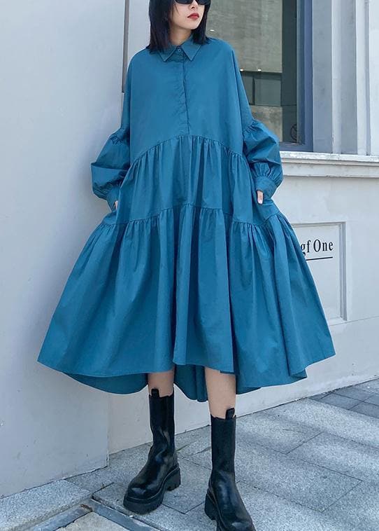 Robe longue à manches bouffantes et revers bleu bohème