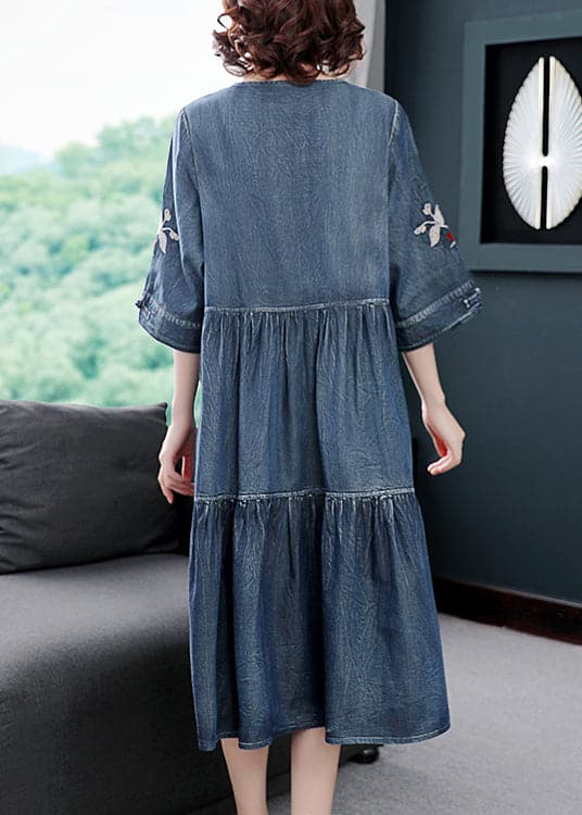 Mode Blau V-Ausschnitt Bestickte Baumwolle Urlaub Denim Kleid Halbarm