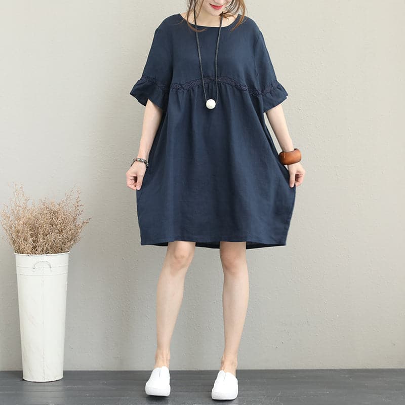 Feines dunkelblaues Leinen Kniekleid oversized Leinen Baumwollkleid Boutique Flare Ärmel Spitze Patchwork Leinen Kleidungskleid