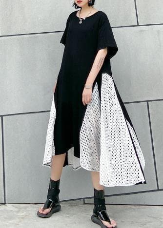 Robe en coton noir asymétrique à col rond