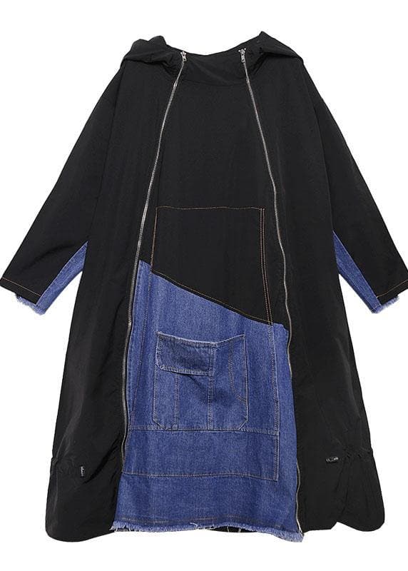 Robe trapèze noire en coton matelassé avec cordon de serrage et capuche à fermeture éclair italienne