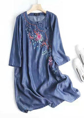 Robe d'été en coton avec broderies bleues italiennes en denim oriental