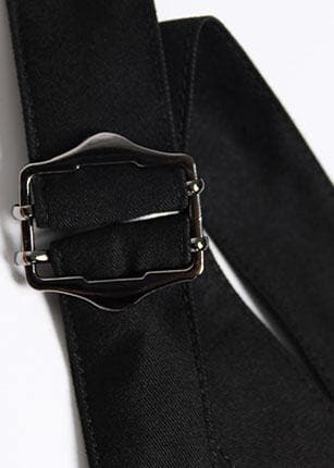 Natürliche schwarze Baumwolle Steppkleidung Spaghetti Strap Cinched Baumwolle Roben Kleid