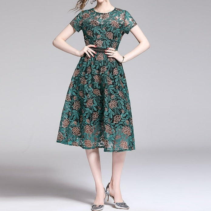 Women Embroidery Vintage Elegant Lace O-Neck Midi Dress