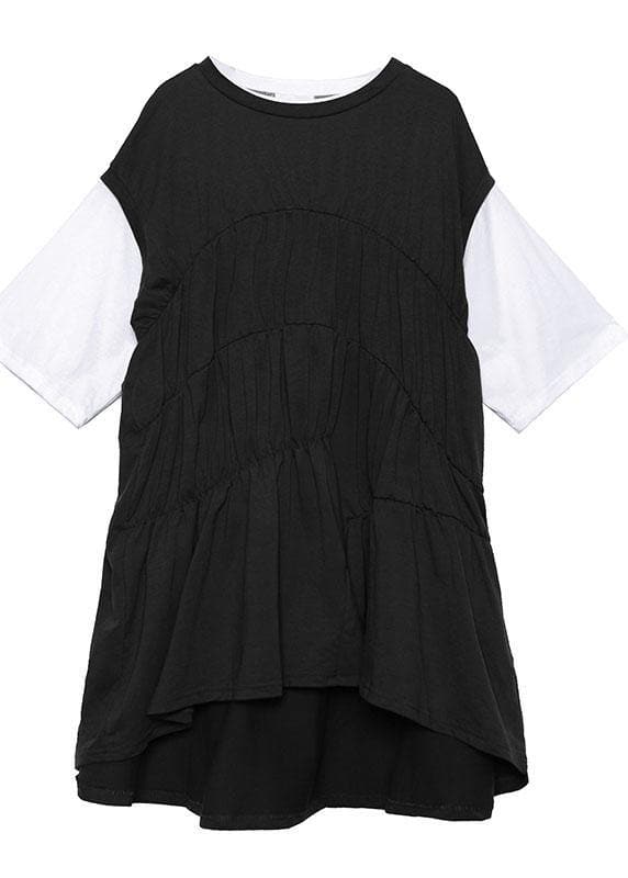 Robe d'été courte en coton noir à col rond