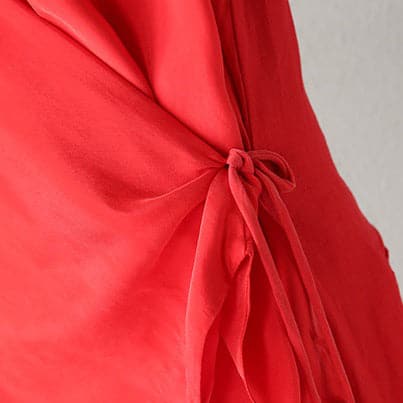 Boutique-Kleider aus roter Seide und Leinen, übergroßes, asymmetrisches Kleid aus Seide und Leinen, Maxikleider mit feiner Tei-Taille