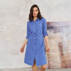 Robe chemise bleue à manches 3/4 