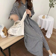 Robe chemise ample à carreaux surdimensionnée