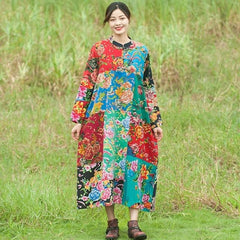 Chinesisches Kleid mit Blumen-Patchwork