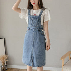 Robe salopette en jean longueur genou preppy