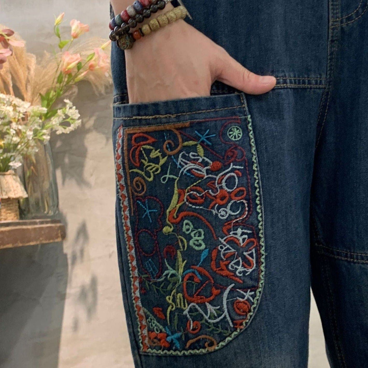 Patchwork Embroidered Loose Hipster Jeans