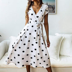 Robe à pois à manches courtes Erin