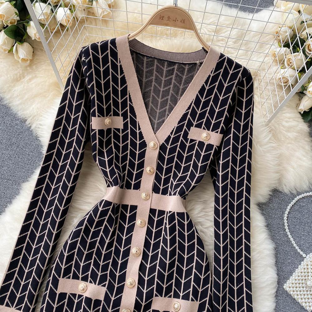 Women Buttons Retro Sweater Dress V-Neck Geometric Pattern Knitted Slim Sheath Bodycon Dress