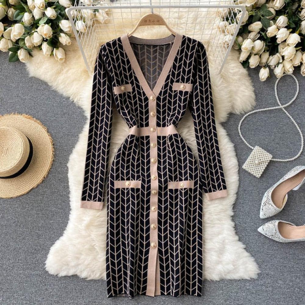 Women Buttons Retro Sweater Dress V-Neck Geometric Pattern Knitted Slim Sheath Bodycon Dress